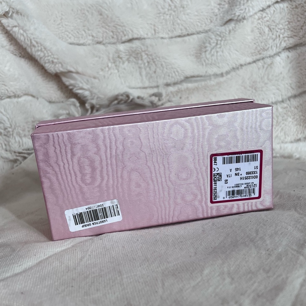 Brand-new Dolce & Gabbana sunglass cardboard box - Picture 6 of 9